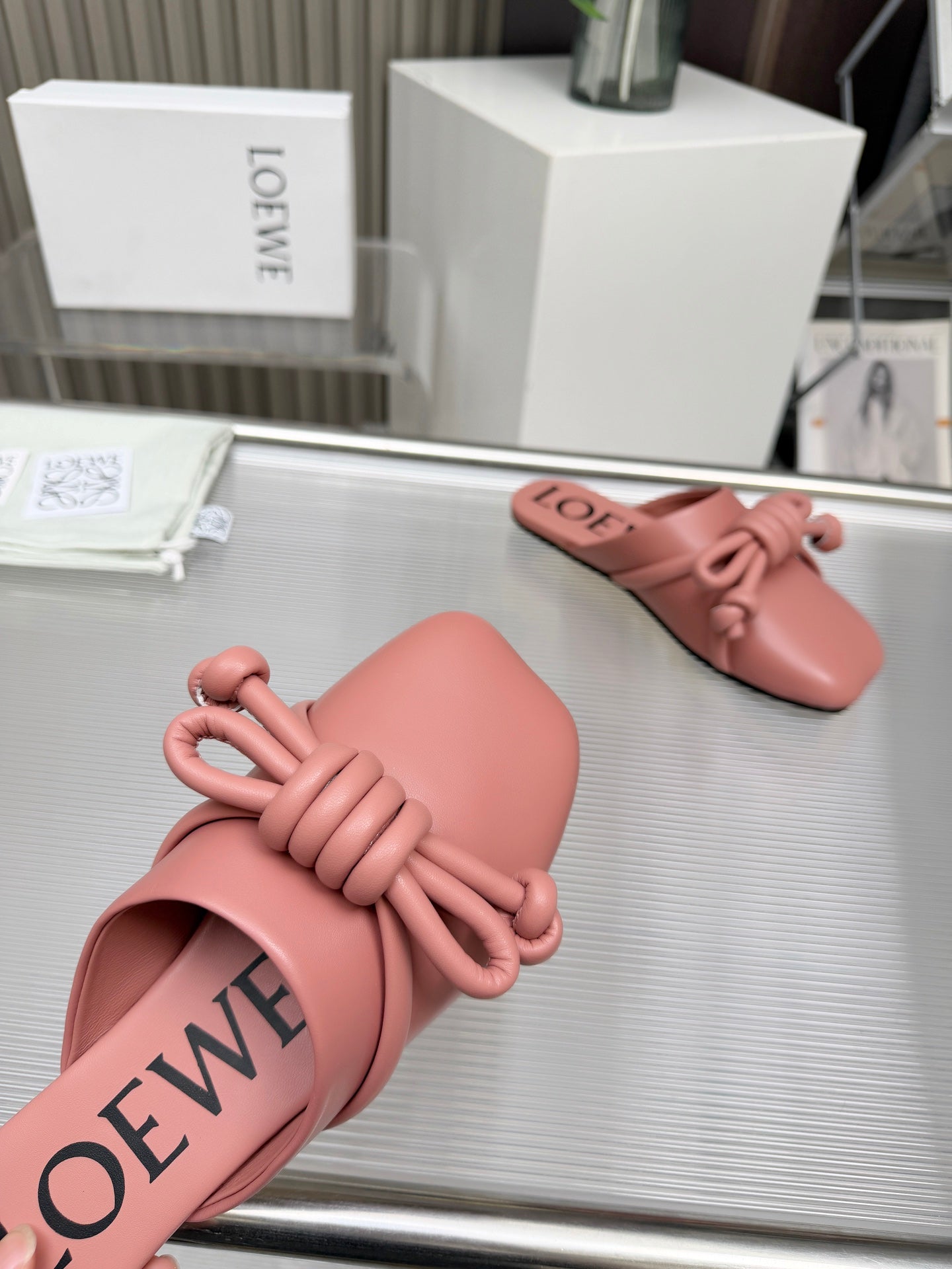 LOEWE 26S MULE LOAFERS IN PINK CALFSKIN KNOT DETAIL