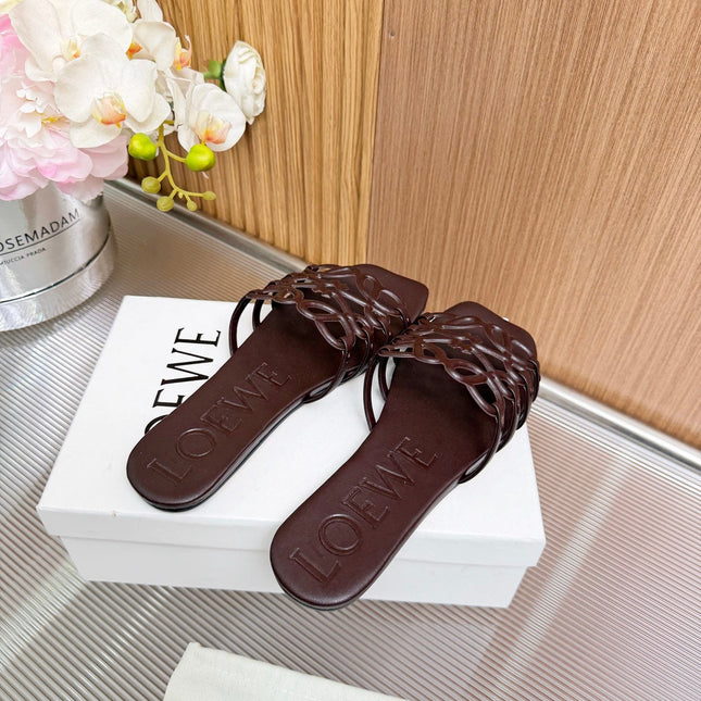 LOEWE 26S PETAL ANAGRAM SLIDE IN DARK BROWN SOFT CALFSKIN