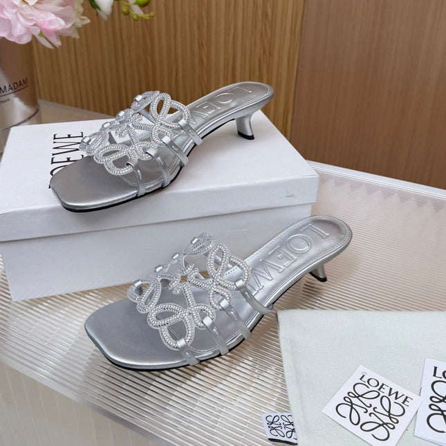 LOEWE 26S PETAL ANAGRAM SLIDE 45MM IN SILVER SOFT CALFSKIN WITH CRYSTALS