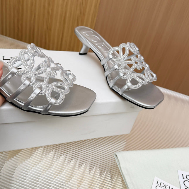LOEWE 26S PETAL ANAGRAM SLIDE 45MM IN SILVER SOFT CALFSKIN WITH CRYSTALS