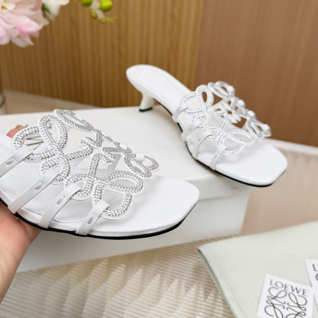 LOEWE 26S PETAL ANAGRAM SLIDE 45MM IN WHITE SOFT CALFSKIN WITH CRYSTALS