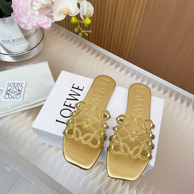 LOEWE 26S FLAT SANDALS IN GOLD CALFSKIN WITH CRYSTALS