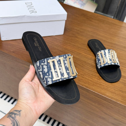 DIOR 26S D-WAY SLIDE IN BLUE DIOR OBLIQUE EMBROIDERED COTTON WITH GOLD HARDWARE