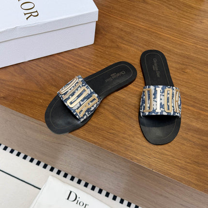 DIOR 26S D-WAY SLIDE IN BLUE DIOR OBLIQUE EMBROIDERED COTTON WITH GOLD HARDWARE