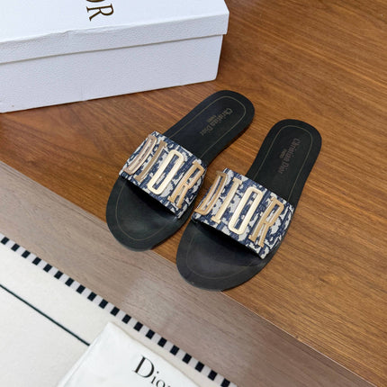 DIOR 26S D-WAY SLIDE IN BLUE DIOR OBLIQUE EMBROIDERED COTTON WITH GOLD HARDWARE