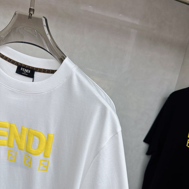FENDI 26S SHORT SLEEVE T-SHIRT 093