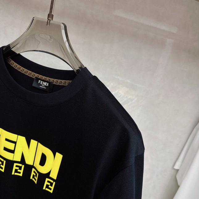 FENDI 26S SHORT SLEEVE T-SHIRT 092