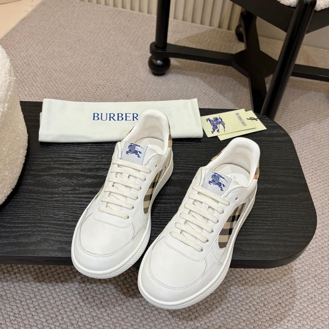 BURBERRY 26S SNEAKERS IN WHITE AND BROWN CALFSKIN