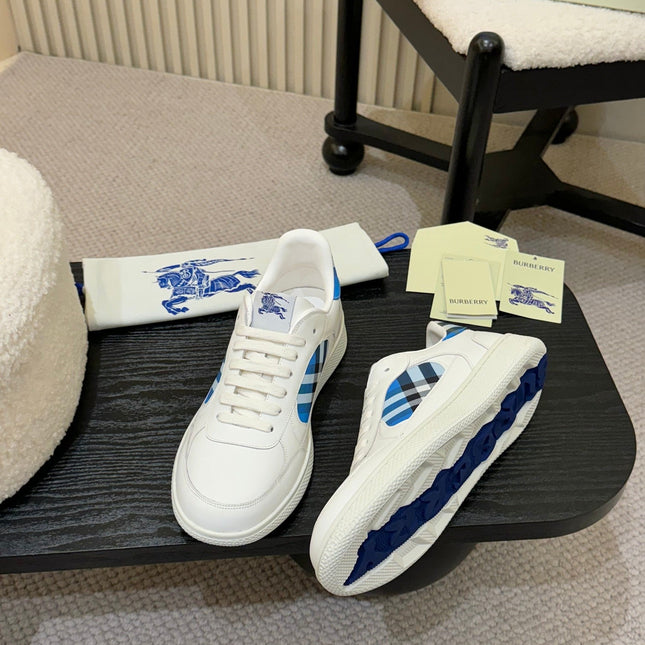 BURBERRY 26S SNEAKERS IN WHITE AND BLUE CALFSKIN