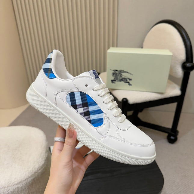 BURBERRY 26S SNEAKERS IN WHITE AND BLUE CALFSKIN
