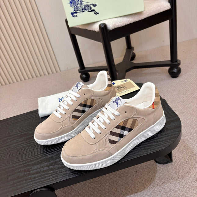 BURBERRY 26S SNEAKERS IN SAND BEIGE SUEDE