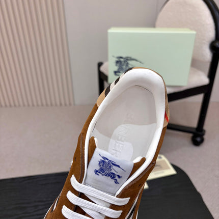 BURBERRY 26S SNEAKERS IN BROWN SUEDE
