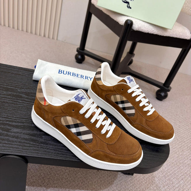 BURBERRY 26S SNEAKERS IN BROWN SUEDE
