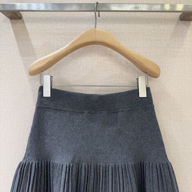 MIUMIU 26S PLEATED KNIT SKIRT 950