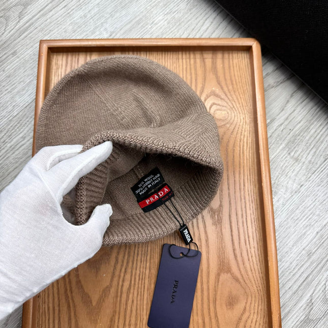 BEANIE HAT IN MEDIUM BROWN WOOL AND RABBIT FUR 342039