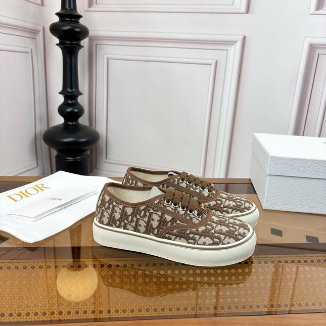 DIOR 26S LOW TOP SNEAKERS IN BROWN OBLIQUE CANVAS WITH RUBBER SOLE