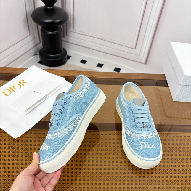 DIOR 26S LOW TOP SNEAKERS IN LIGHT BLUE CANVAS WITH WHITE LACE TRIM & LOGO PRINT