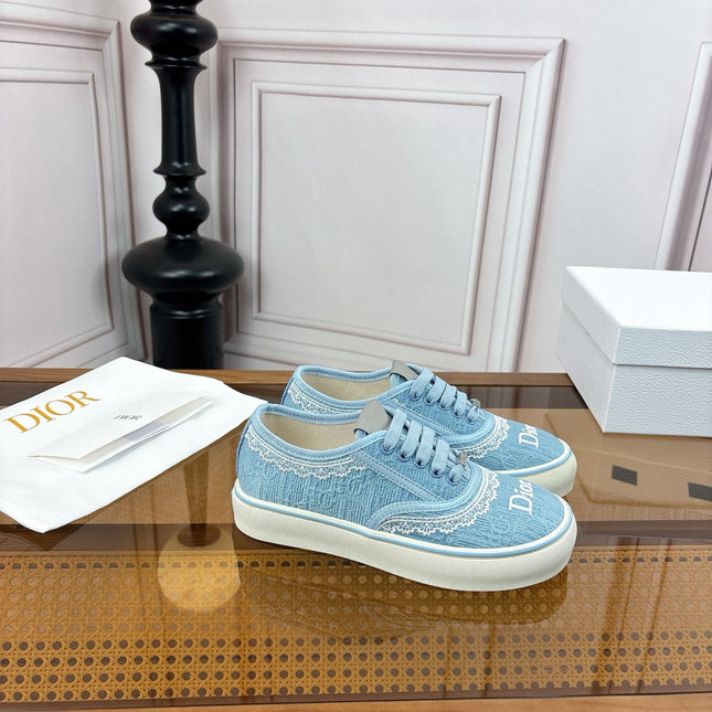 DIOR 26S LOW TOP SNEAKERS IN LIGHT BLUE CANVAS WITH WHITE LACE TRIM & LOGO PRINT