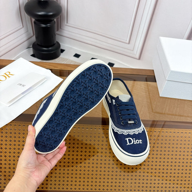 DIOR 26S LOW TOP SNEAKERS IN NAVY BLUE CANVAS WITH WHITE LACE TRIM & LOGO PRINT
