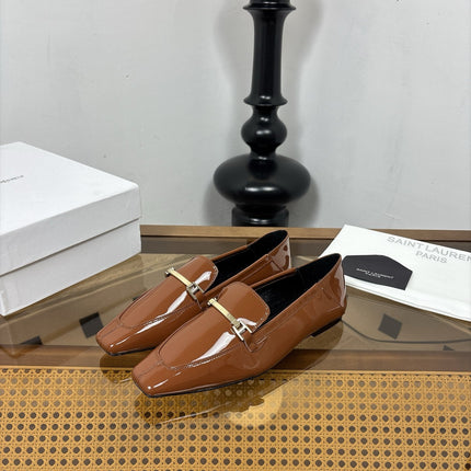 YSL 26S SQUARE-TOE LOAFERS IN BROWN GLOSSY CALFSKIN WITH METAL BAR