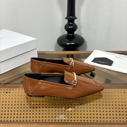 YSL 26S SQUARE-TOE LOAFERS IN BROWN GLOSSY CALFSKIN WITH METAL BAR