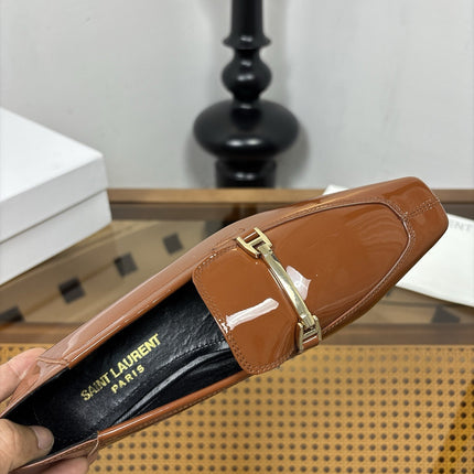 YSL 26S SQUARE-TOE LOAFERS IN BROWN GLOSSY CALFSKIN WITH METAL BAR