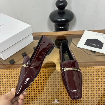 YSL 26S SQUARE-TOE LOAFERS IN DARK RED GLOSSY CALFSKIN WITH METAL BAR