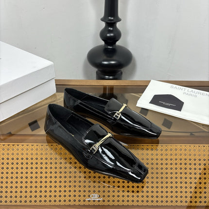 YSL 26S SQUARE-TOE LOAFERS IN BLACK GLOSSY CALFSKIN WITH METAL BAR