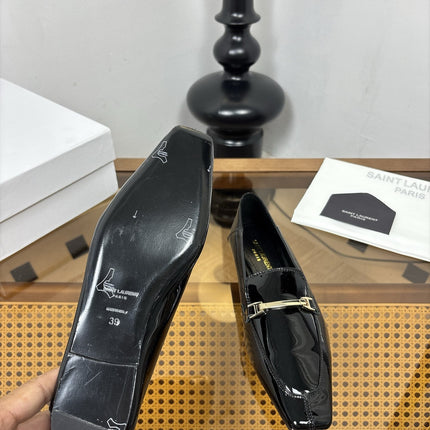 YSL 26S SQUARE-TOE LOAFERS IN BLACK GLOSSY CALFSKIN WITH METAL BAR