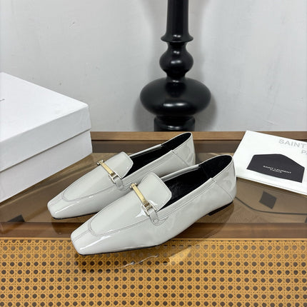 YSL 26S SQUARE-TOE LOAFERS IN LIGHT GREY GLOSSY CALFSKIN WITH METAL BAR