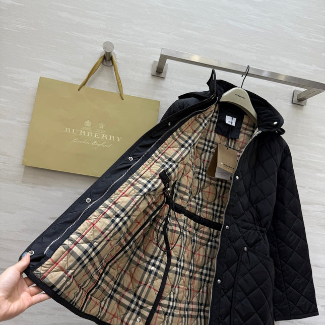 BURBERRY 25S HOODED DOWN COAT 164