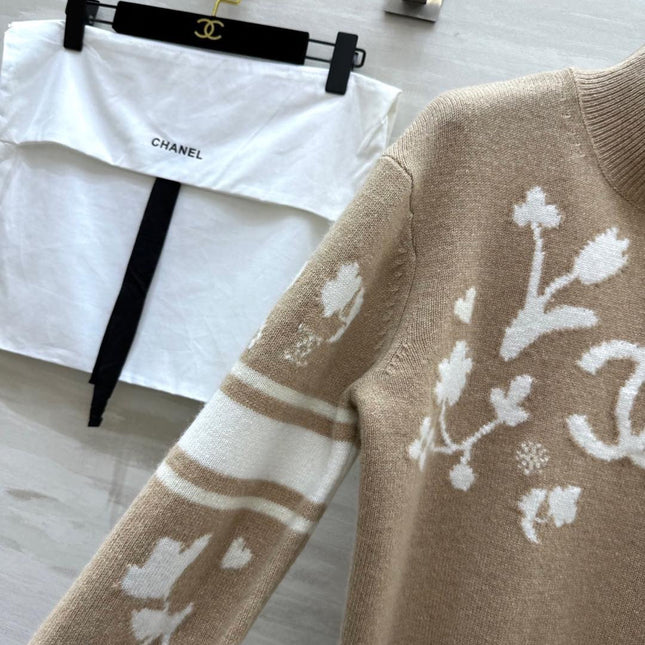 CHANEL 26S TURTLENECK SWEATER 676
