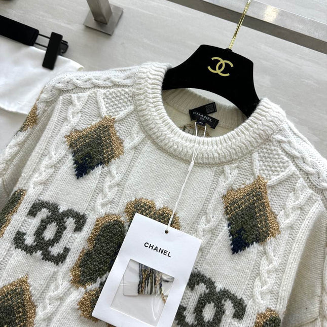 CHANEL 26S SWEATER 674