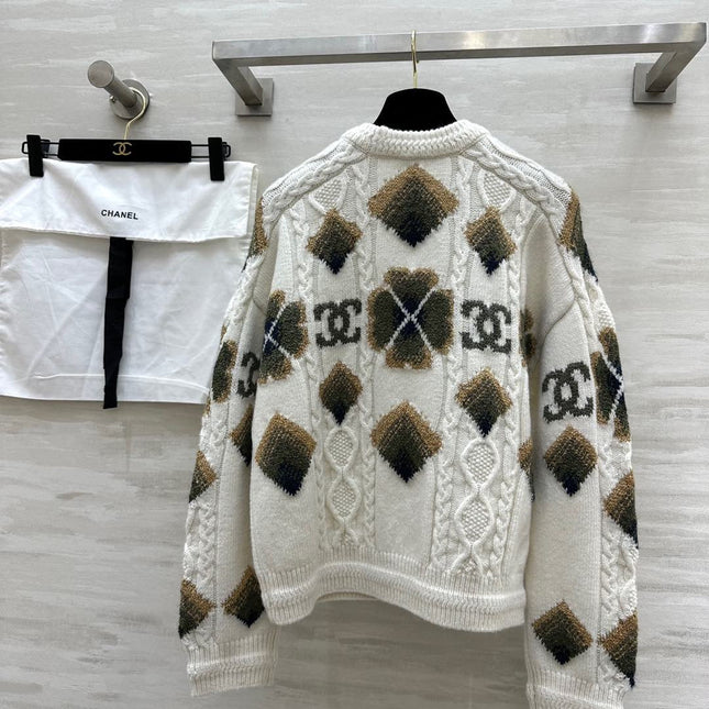 CHANEL 26S SWEATER 674