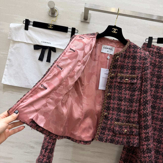 CHANEL 26S WOOL JACKET AND SKIRT SET 925