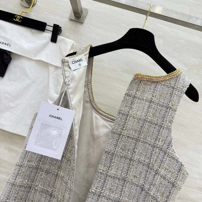 CHANEL 26S WOOL DRESS 921