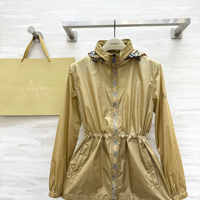 BURBERRY 26S LIGHTWEIGHT JACKET 410