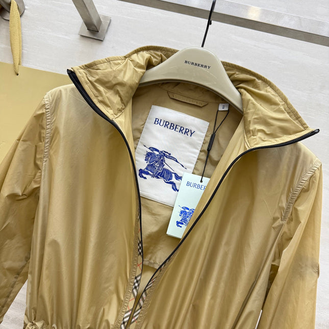 BURBERRY 26S LIGHTWEIGHT JACKET 410