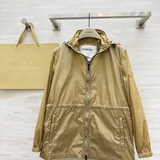 BURBERRY 26S LIGHTWEIGHT JACKET 410