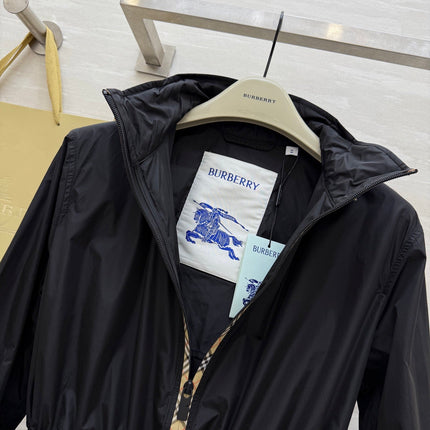 BURBERRY 26S LIGHTWEIGHT JACKET 409