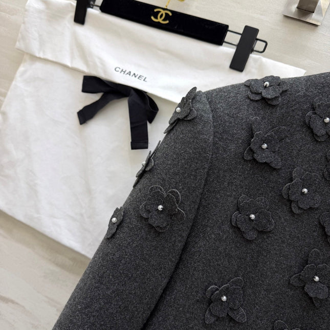CHANEL 26S WOOL JACKET AND SKIRT SET 870