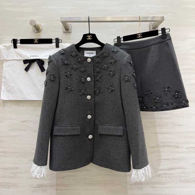 CHANEL 26S WOOL JACKET AND SKIRT SET 870