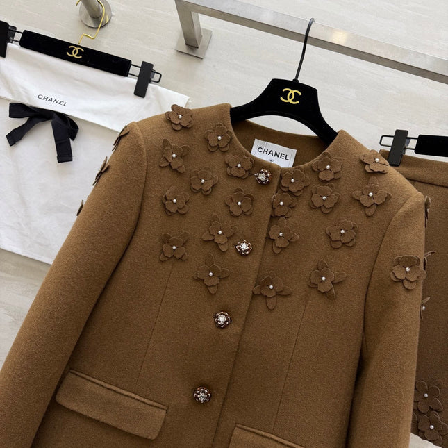 CHANEL 26S WOOL JACKET AND SKIRT SET 869
