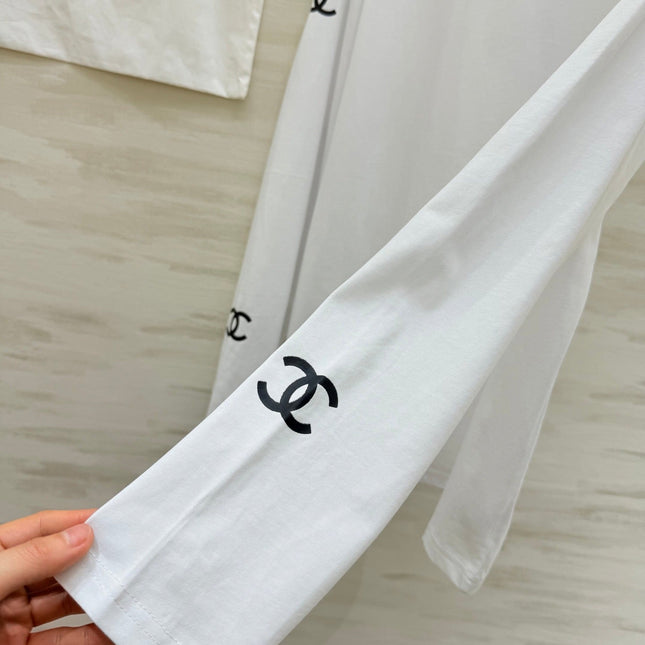 CHANEL 26S LONG-SLEEVE T-SHIRT 976