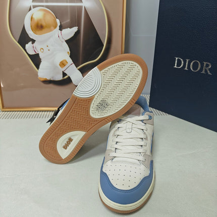 DIOR 26S LOW-TOP SNEAKER IN WHITE AND LIGHT BLUE CALFSKIN