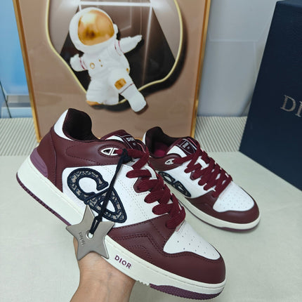 DIOR 26S LOW-TOP SNEAKER IN WHITE AND BURGUNDY RED CALFSKIN