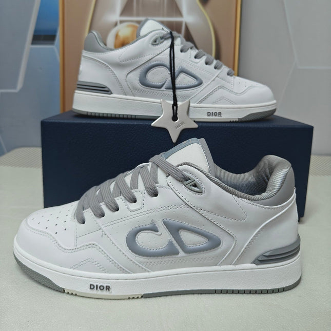 DIOR 26S LOW-TOP SNEAKER IN WHITE AND GREY CALFSKIN