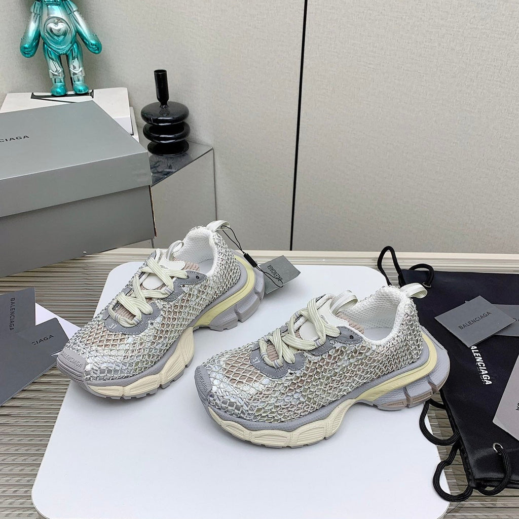 XL FISHNET SNEAKER IN GRAY AND BEIGE MESH, POLYURETHANE, POLYESTER WITH RHINESTONES