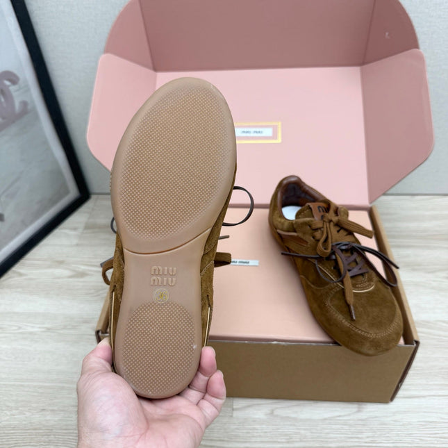 MIUMIU 26S SNEAKERS IN BROWN SUEDE STYLE 10