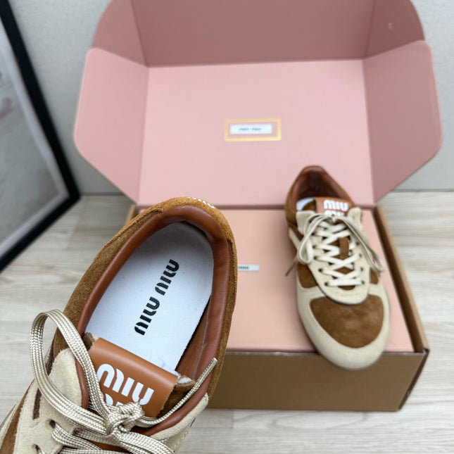 MIUMIU 26S SNEAKERS IN BEIGE MIX BROWN SUEDE